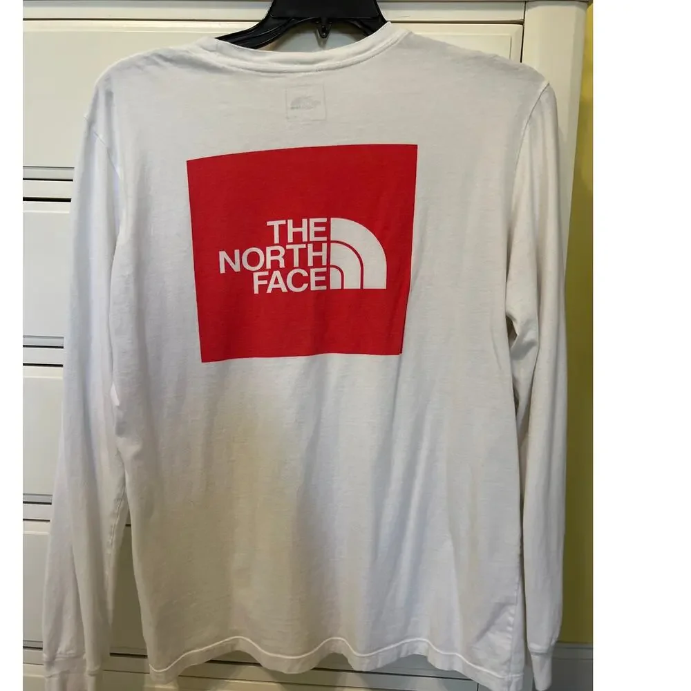 The North Face Men's Long Sleeve Red Box T-Shirt Size Large EUC Streetwear